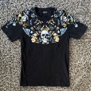 RARE Zara T-Shirt with Skull and Floral Design